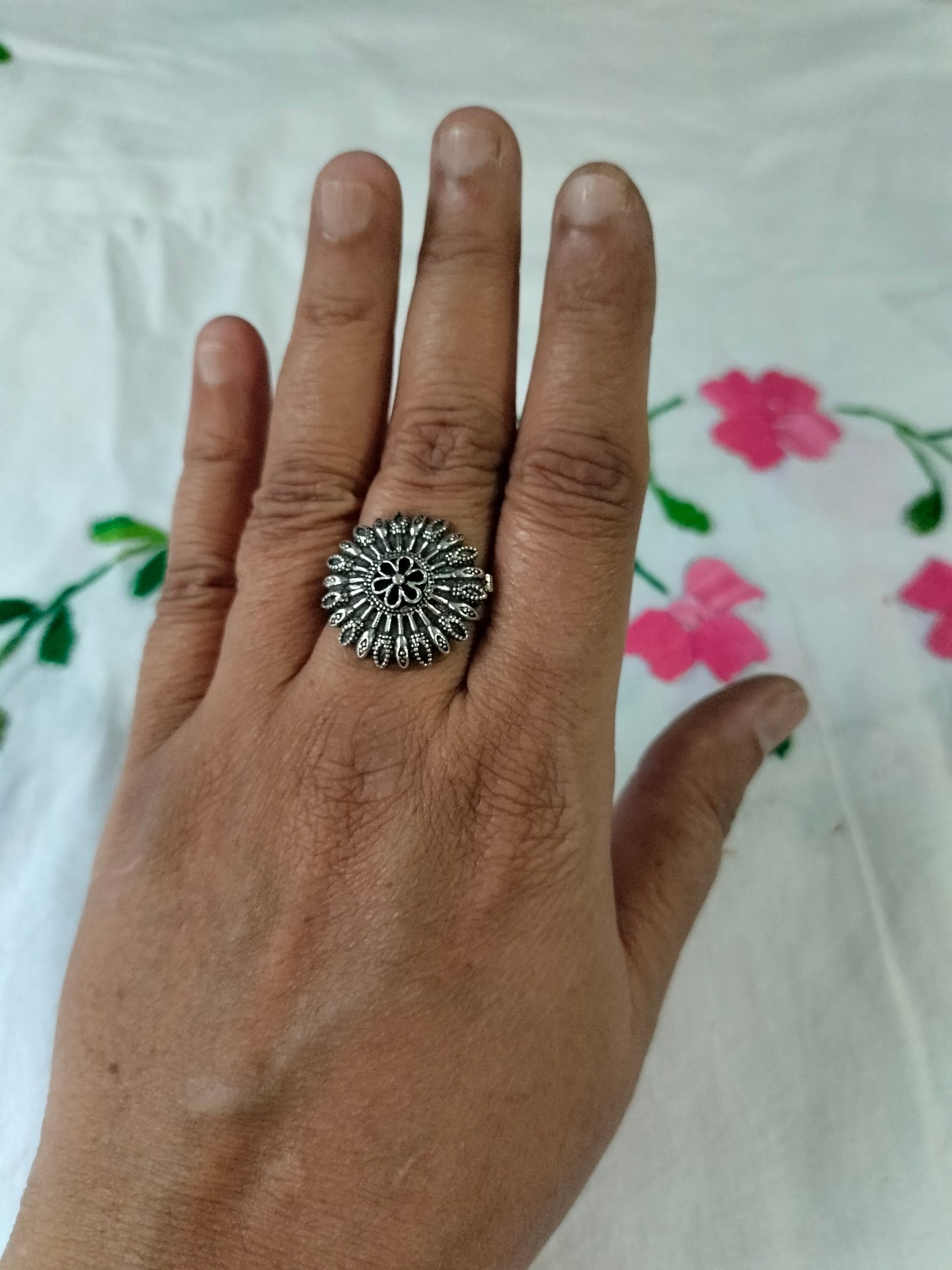 Metal Finger Ring