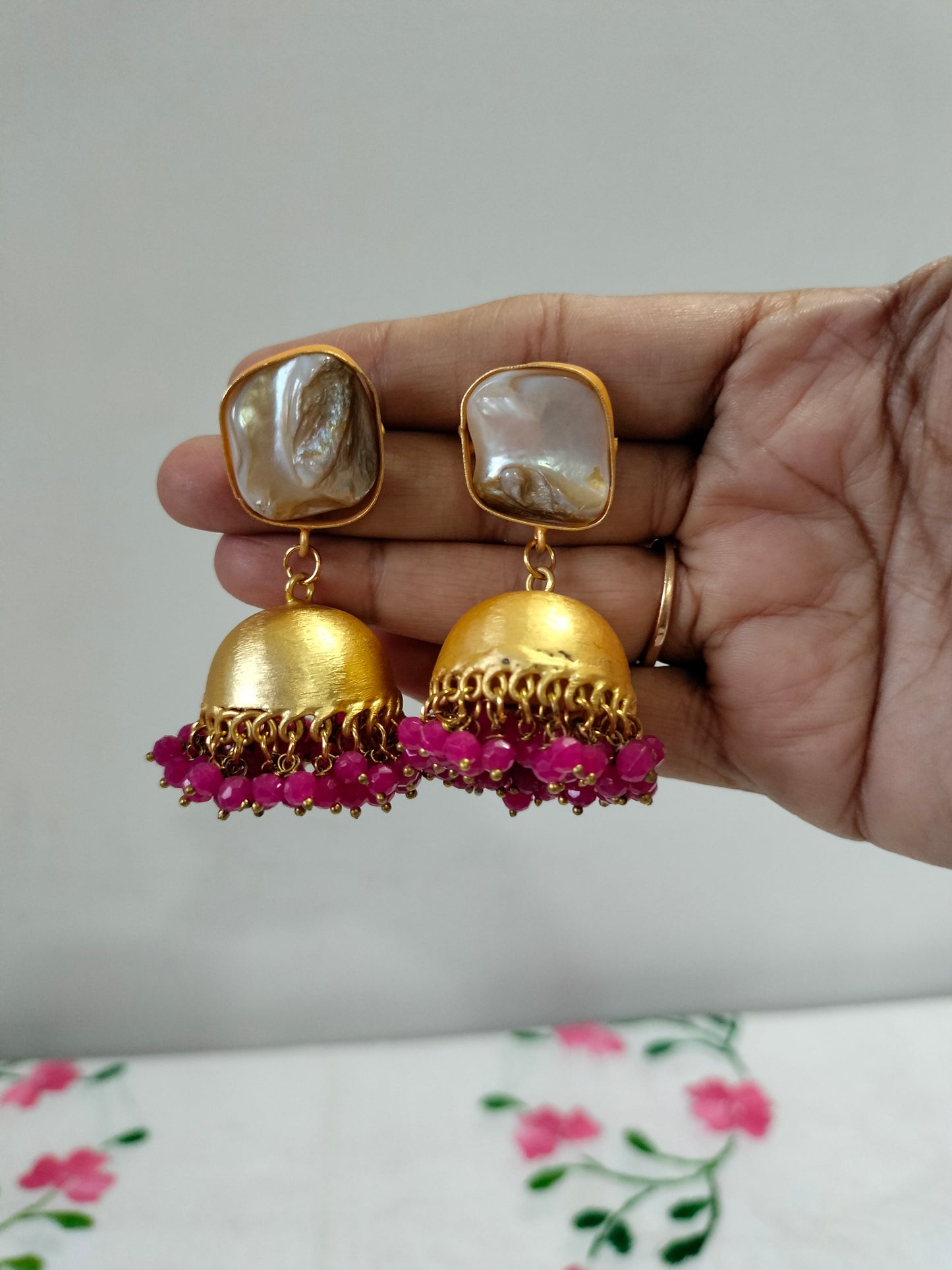 Shell Pearl Jhumka